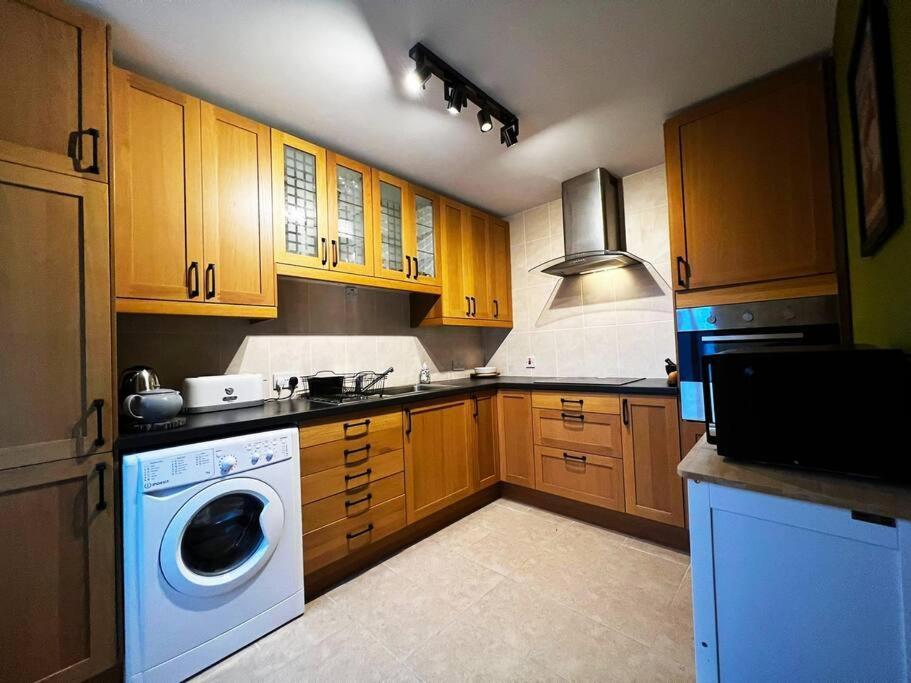 Snug House - Dromore Village - Lagan River View Esterno foto
